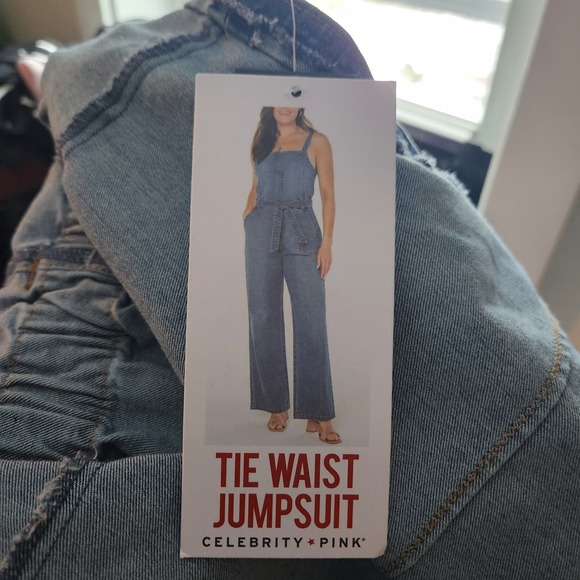 CELEBRITY PINK Denim Tie Waist Jumpsuit Overalls Women's XL Blue Jean Wide Leg - Picture 3 of 5